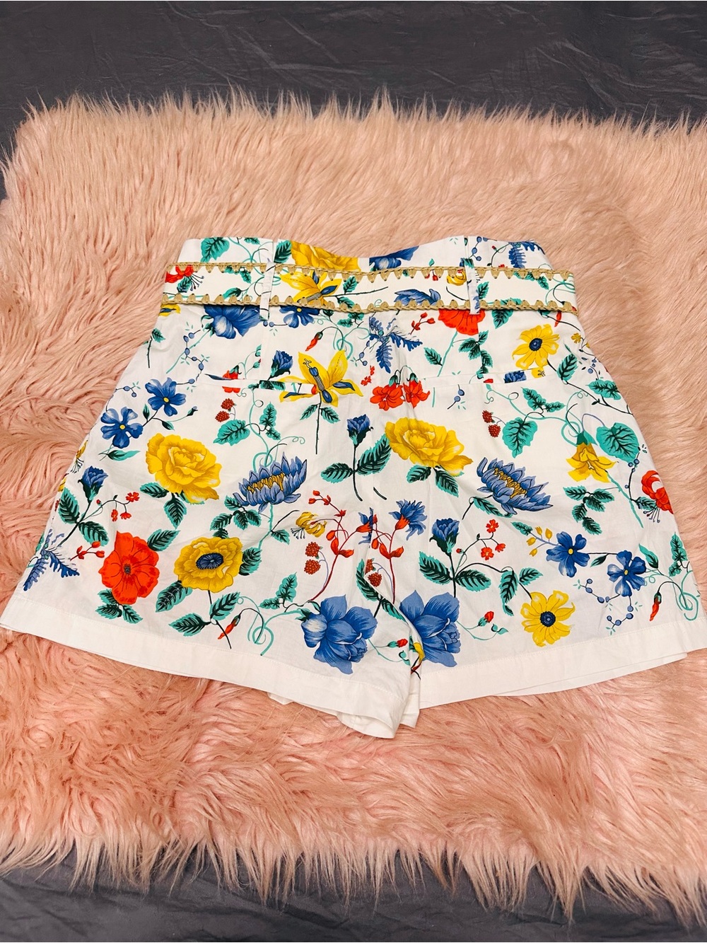 Cara Cara White Floral High-Waist Shorts with Multicolor Blooms - Picture 10 of 13